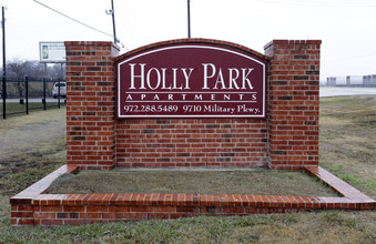 Holly Park in Dallas, TX - Building Photo - Building Photo