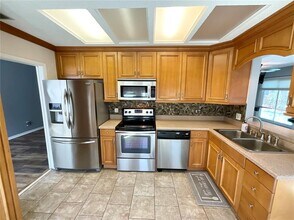 2913 Longbrooke Way in Clearwater, FL - Building Photo - Building Photo