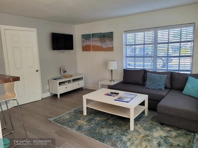 3226 NE 12th St in Pompano Beach, FL - Foto de edificio - Building Photo