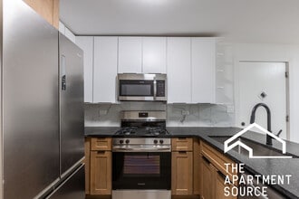 1839 N Kedzie Ave, Unit G in Chicago, IL - Foto de edificio - Building Photo