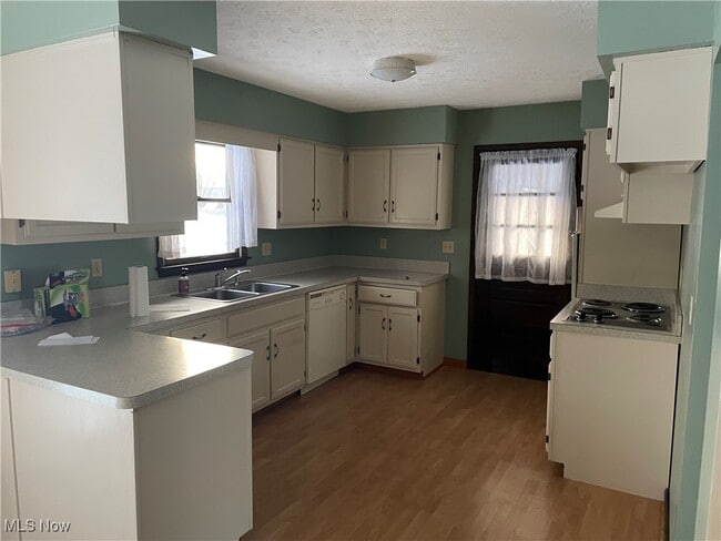 5971 Wooster Pike in Medina, OH - Building Photo - Building Photo