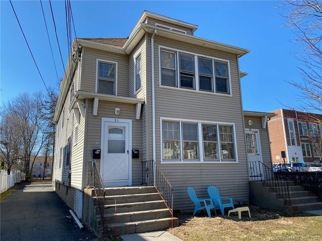 51 Bretton Rd in West Hartford, CT - Building Photo - Building Photo