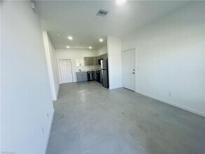 2709 8th St SW in Lehigh Acres, FL - Building Photo - Building Photo