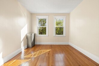 86 Winthrop St in Boston, MA - Building Photo - Building Photo