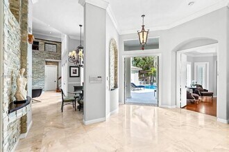 8948 Pinebrook Ct in Parkland, FL - Building Photo - Building Photo