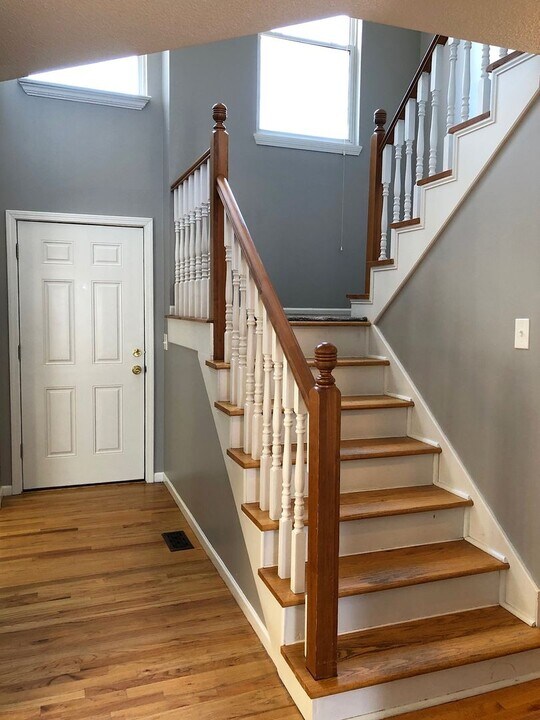 4213 Garland Ave in Leavenworth, KS - Building Photo