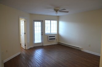 50 Myano Ln, Unit # 11 in Stamford, CT - Building Photo - Building Photo