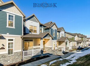 5661 Coastal Ridge Ln in West Valley City, UT - Building Photo - Building Photo