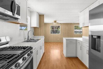 7305 Score St in Brooksville, FL - Building Photo - Building Photo