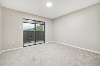 3085 Walnut Bend Ln in Houston, TX - Building Photo - Building Photo