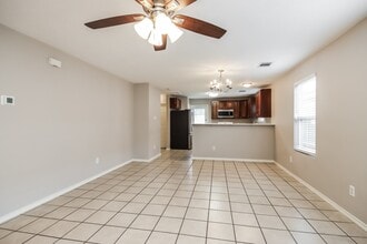 12414 Shepherds Way in Houston, TX - Foto de edificio - Building Photo