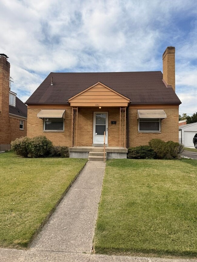 property at 631 Hampshire Rd