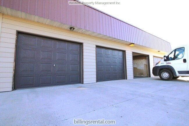 50 Almadin Ln, Unit #2 in Billings, MT - Building Photo - Building Photo