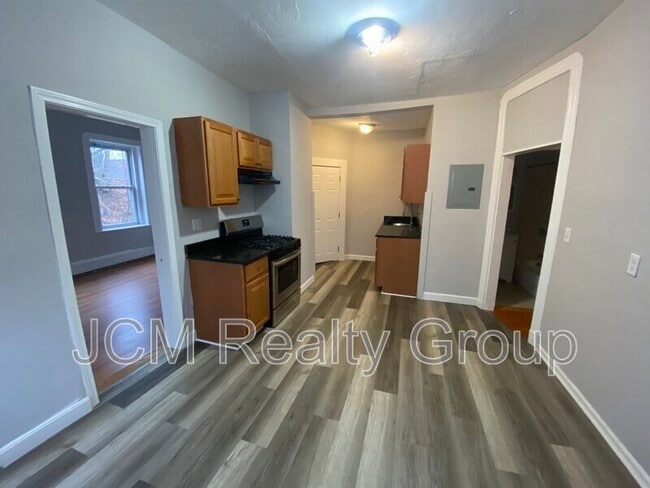 96-98-98 Woodledge St in Boston, MA - Building Photo - Building Photo