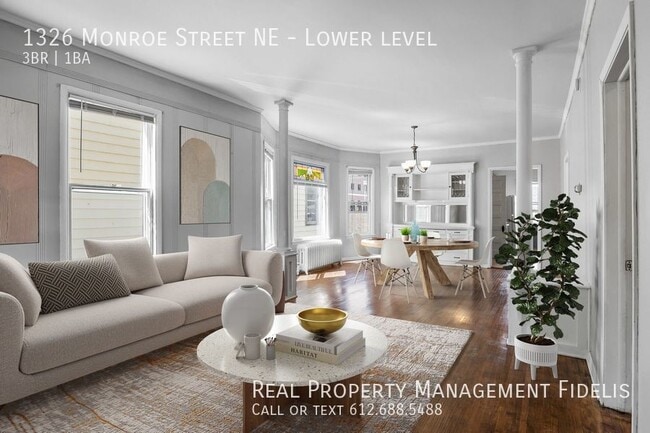 1326 Monroe St NE in Minneapolis, MN - Foto de edificio - Building Photo