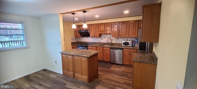 property at 1011 Regina Dr
