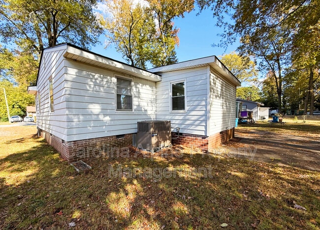 409 S Merritt Ave in Salisbury, NC - Building Photo - Building Photo