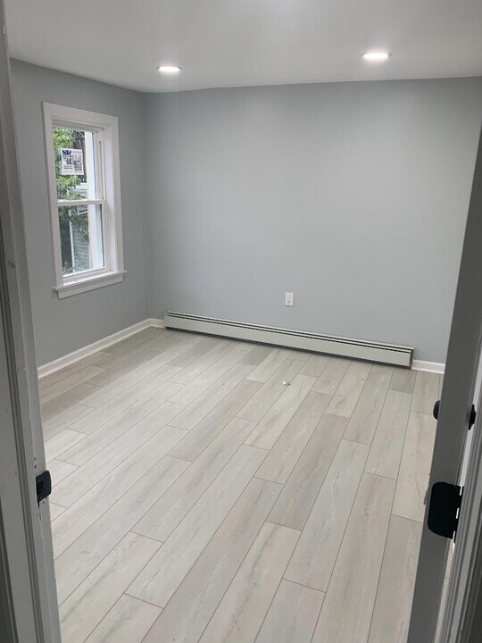 4 Oceanic Terrace in Atlantic City, NJ - Building Photo