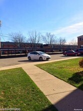2405 Torquay Ave in Royal Oak, MI - Building Photo - Building Photo