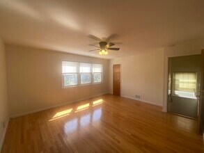 21 W 6th St in Bayonne, NJ - Building Photo - Building Photo
