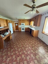 32506 320th St in New Hartford, IA - Building Photo - Building Photo