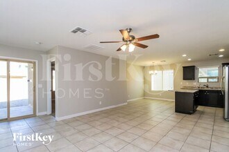 4604 E Jadeite Dr in San Tan Valley, AZ - Foto de edificio - Building Photo