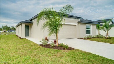 4019 San Clemente Ct in North Fort Myers, FL - Building Photo - Building Photo