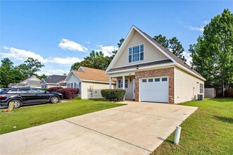 8894-8892 Fall Ct in Mobile, AL - Building Photo - Building Photo