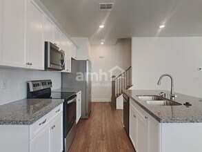4743 Tree Swing St in North Las Vegas, NV - Building Photo - Building Photo