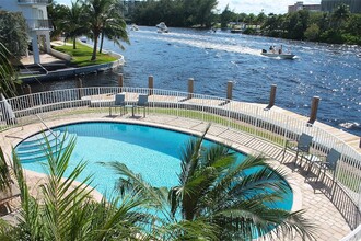 1705 N Riverside Dr, Unit 6 in Pompano Beach, FL - Building Photo - Building Photo