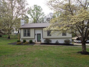 5048 Wrangler Dr in Winston-Salem, NC - Building Photo - Building Photo