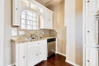 519 Northwood St photo'