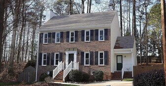 112 Aborfield Ct in Cary, NC - Building Photo