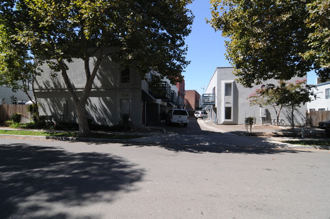 625 N D St in Tracy, CA - Building Photo - Building Photo