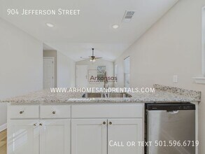 904 Jefferson St in Little Rock, AR - Building Photo - Building Photo