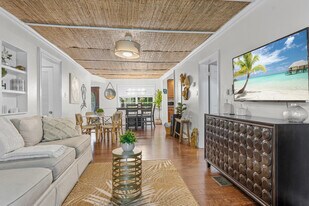 303 Lang Rd, Unit SI ID1495041P in West Palm Beach, FL - Building Photo