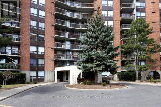 20 Mississauga Vly Blvd in Mississauga, ON - Building Photo - Building Photo