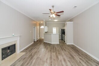 8632 Brer Rabbit Cove in Memphis, TN - Foto de edificio - Building Photo