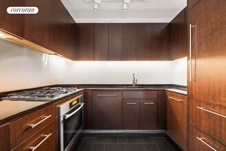 40 Broad St in New York, NY - Building Photo - Building Photo