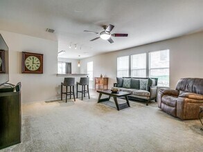 1618 Duet Dr in Dallas, TX - Building Photo - Building Photo