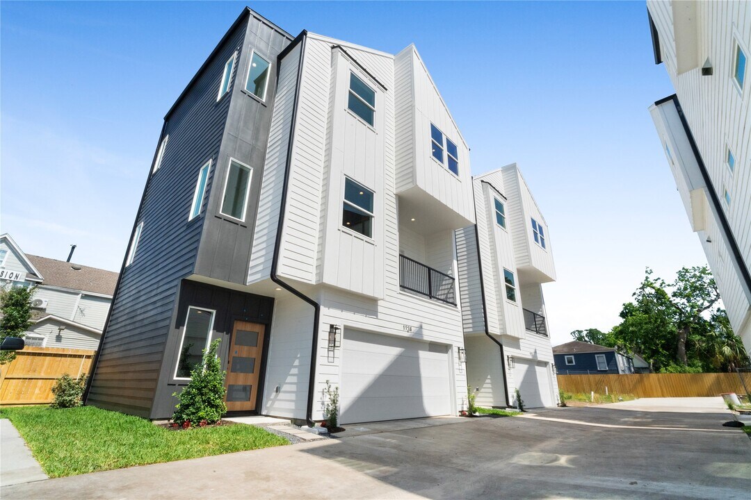 1122 Hogan St in Houston, TX - Building Photo