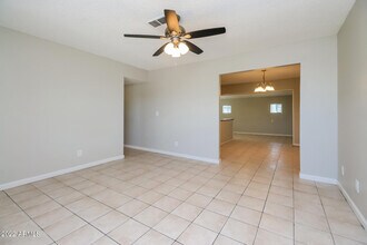4301 E Saint Catherine Ave in Phoenix, AZ - Building Photo - Building Photo