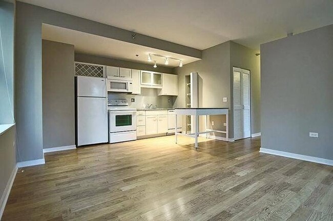 178 W Randolph St in Chicago, IL - Foto de edificio - Building Photo