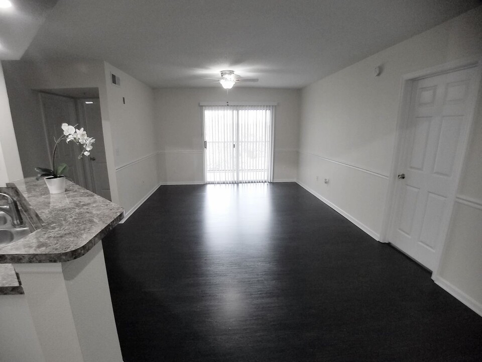 12603 Crest Springs Ln in Orlando, FL - Building Photo