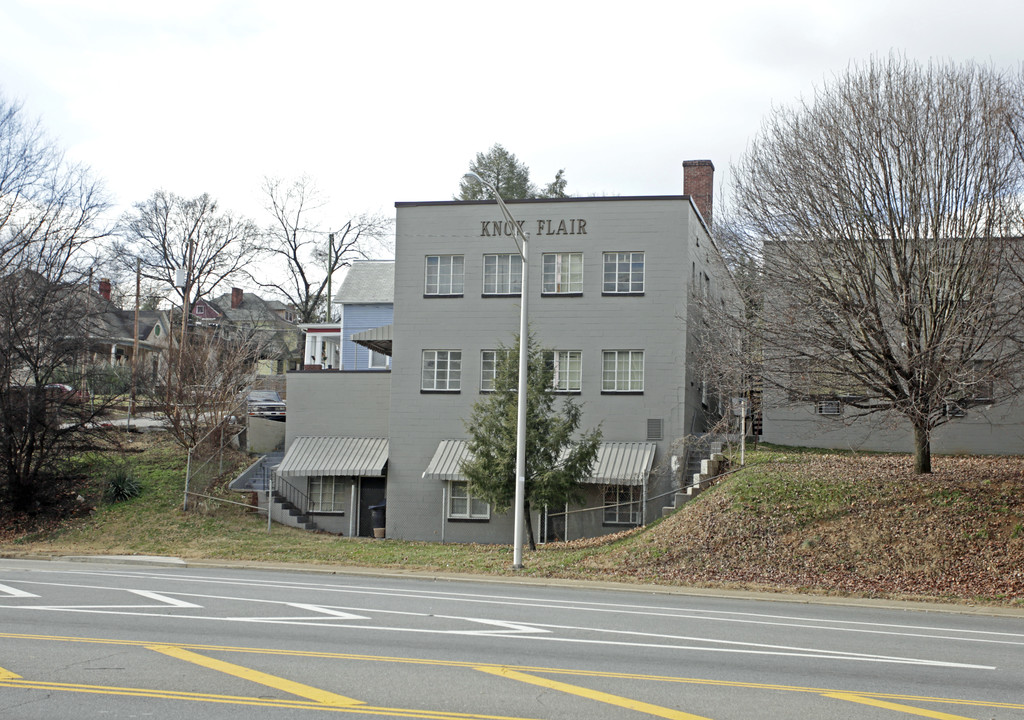 1611 N Broadway St in Knoxville, TN - Building Photo