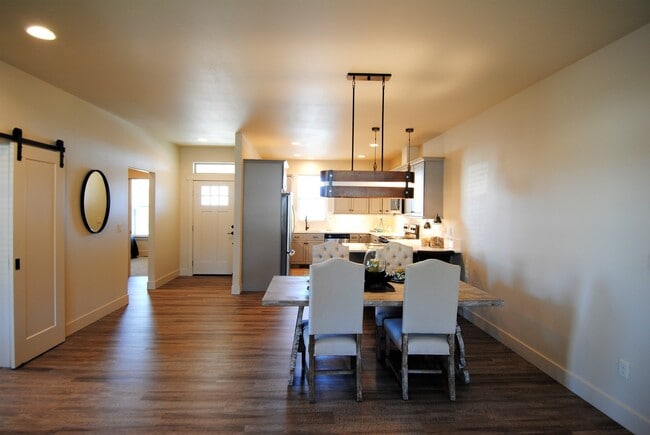 1712-1714 Danny Boy Ln in Wenatchee, WA - Building Photo - Building Photo