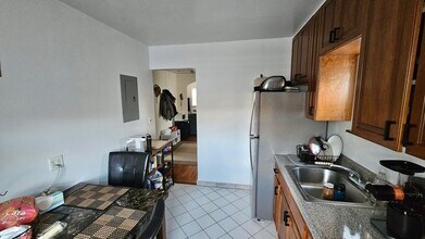 5441 Post Rd, Unit 2 in Bronx, NY - Building Photo - Building Photo