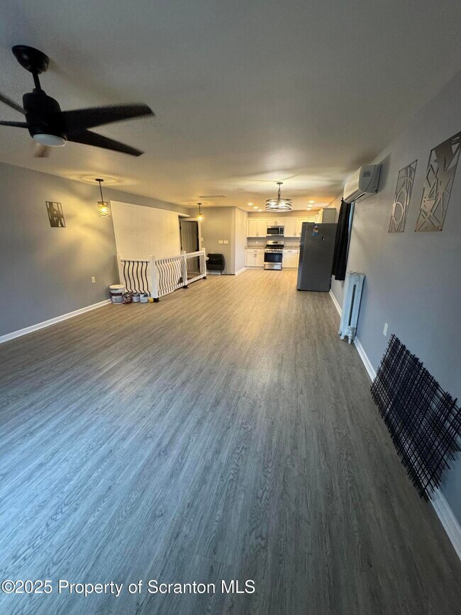 1021 Wheeler Ave in Scranton, PA - Building Photo - Building Photo