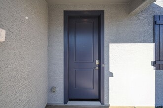 9540 W Pinchot Ave in Phoenix, AZ - Building Photo - Building Photo