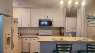 3 Byron Ellinor Dr in Ormond Beach, FL - Building Photo - Building Photo